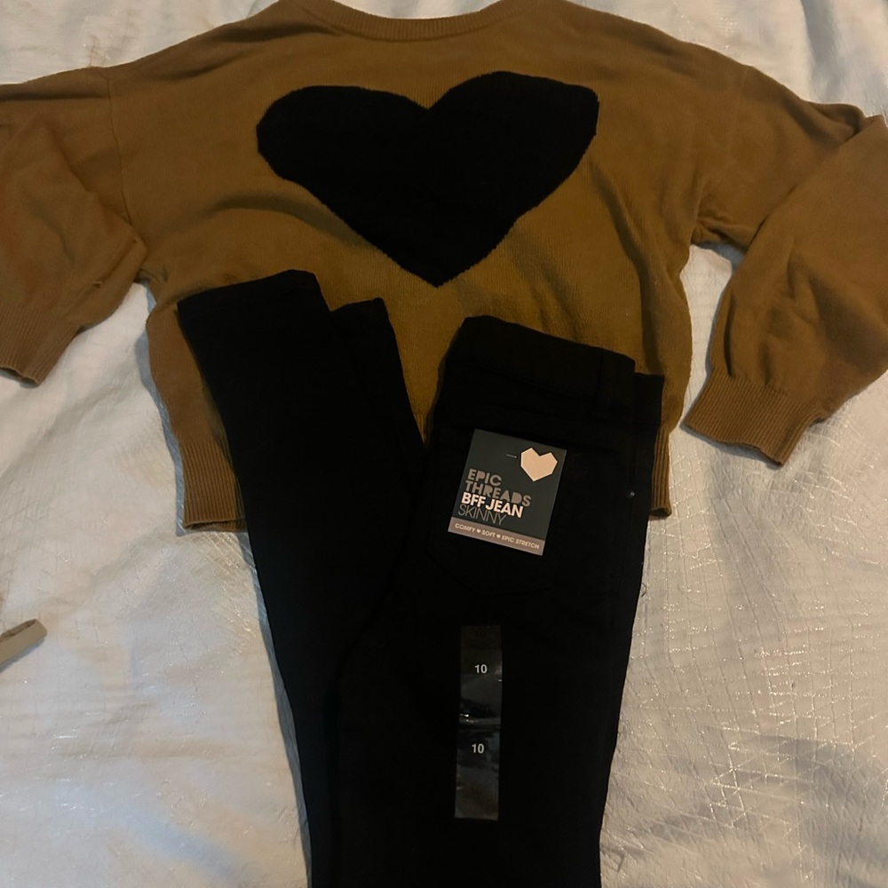 Epic Threads Heart Sweater and Black Jeans Set